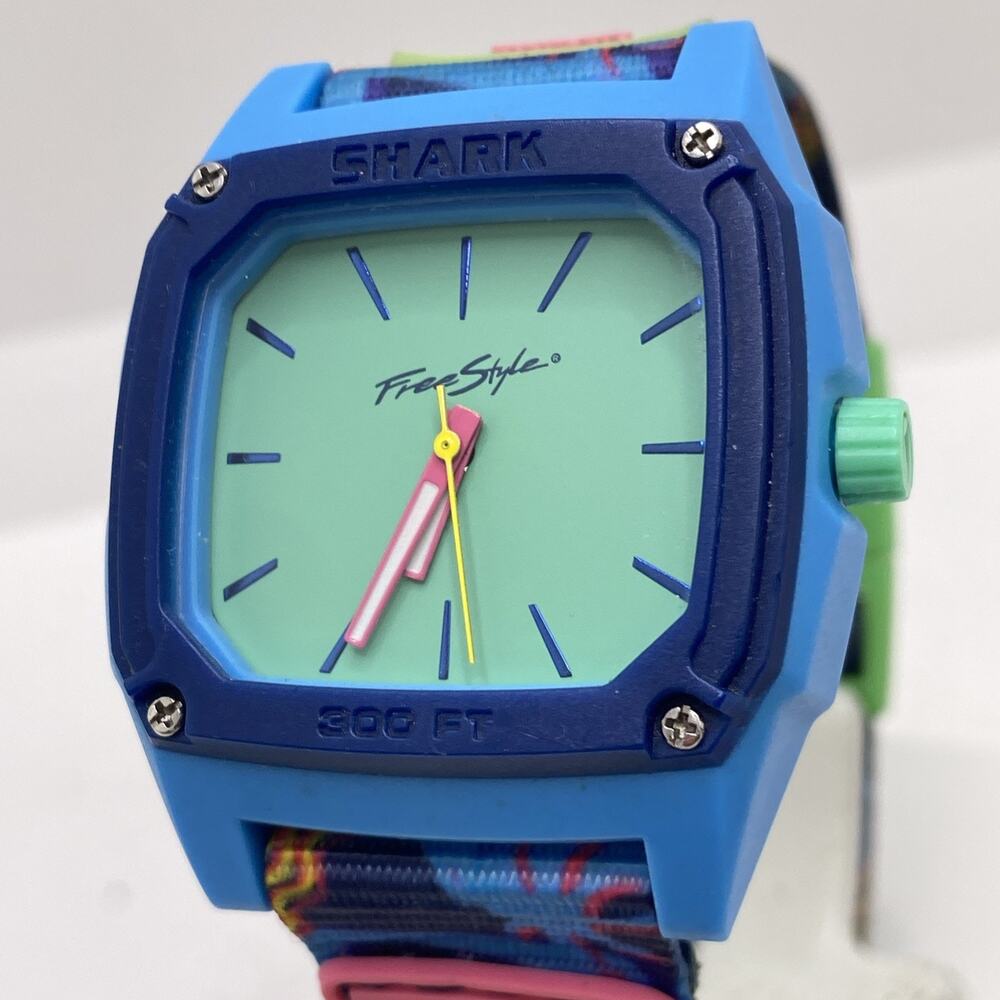 Freestyle Shark Colorful Womens Surfing Beach Watch New Battery